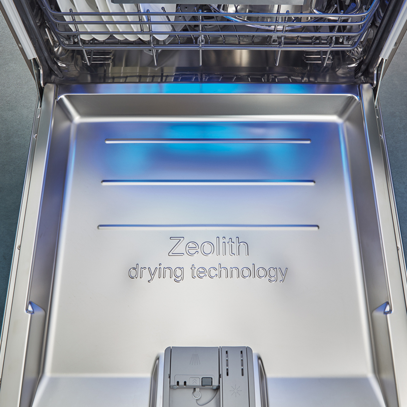 Zeolith Trocknen – Für glänzende Spülergebnisse bei Elektro Fehn GmbH in Ludwigsstadt